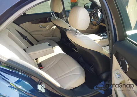 2015 Mercedes-Benz C 300 4Matic/Luxury 4Matic/Sport 4Matic from USA, damaged, VIN 55SWF4KB1FU031989